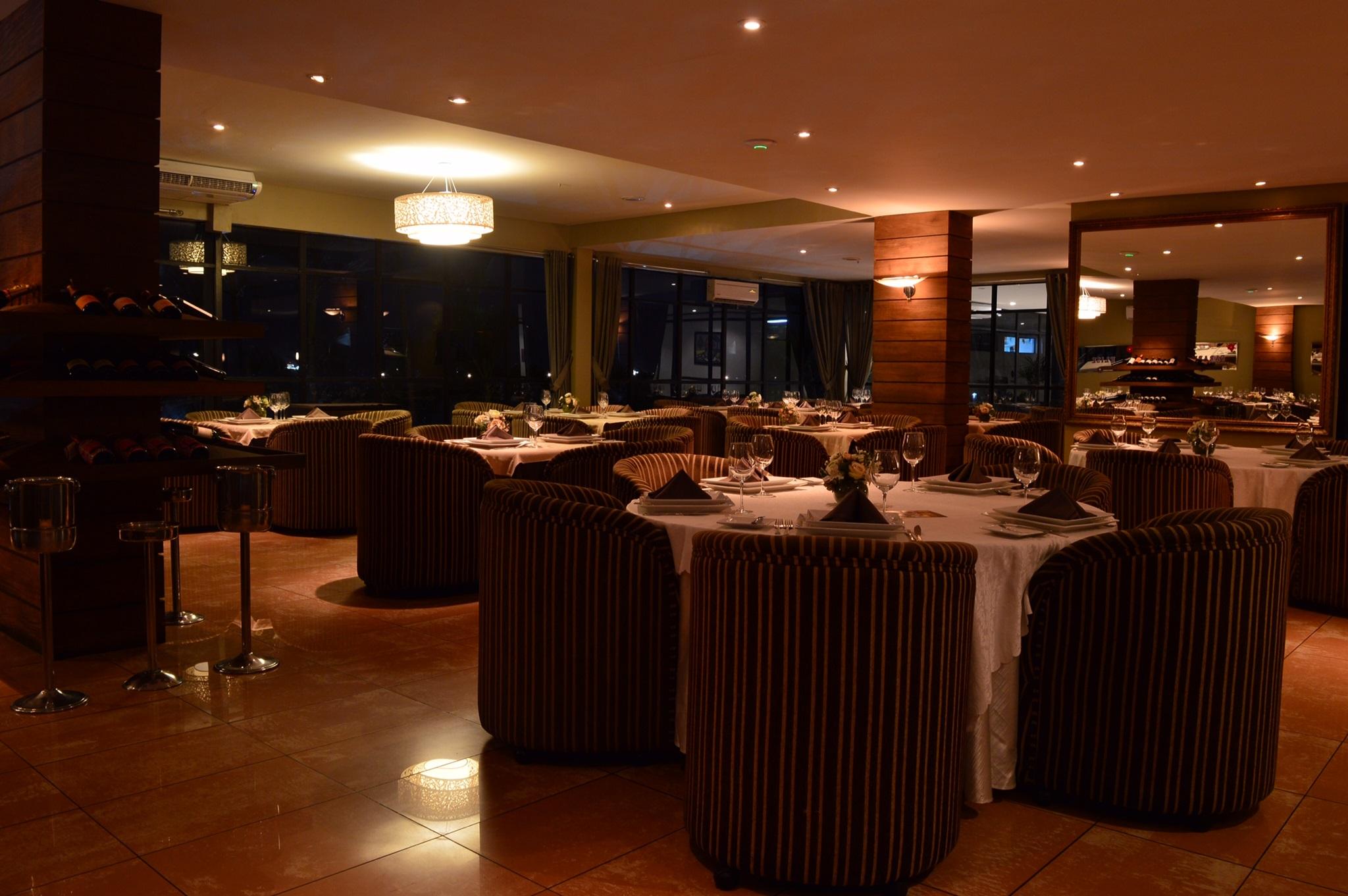 Marina Park Hotel Форталеза Экстерьер фото Restaurant