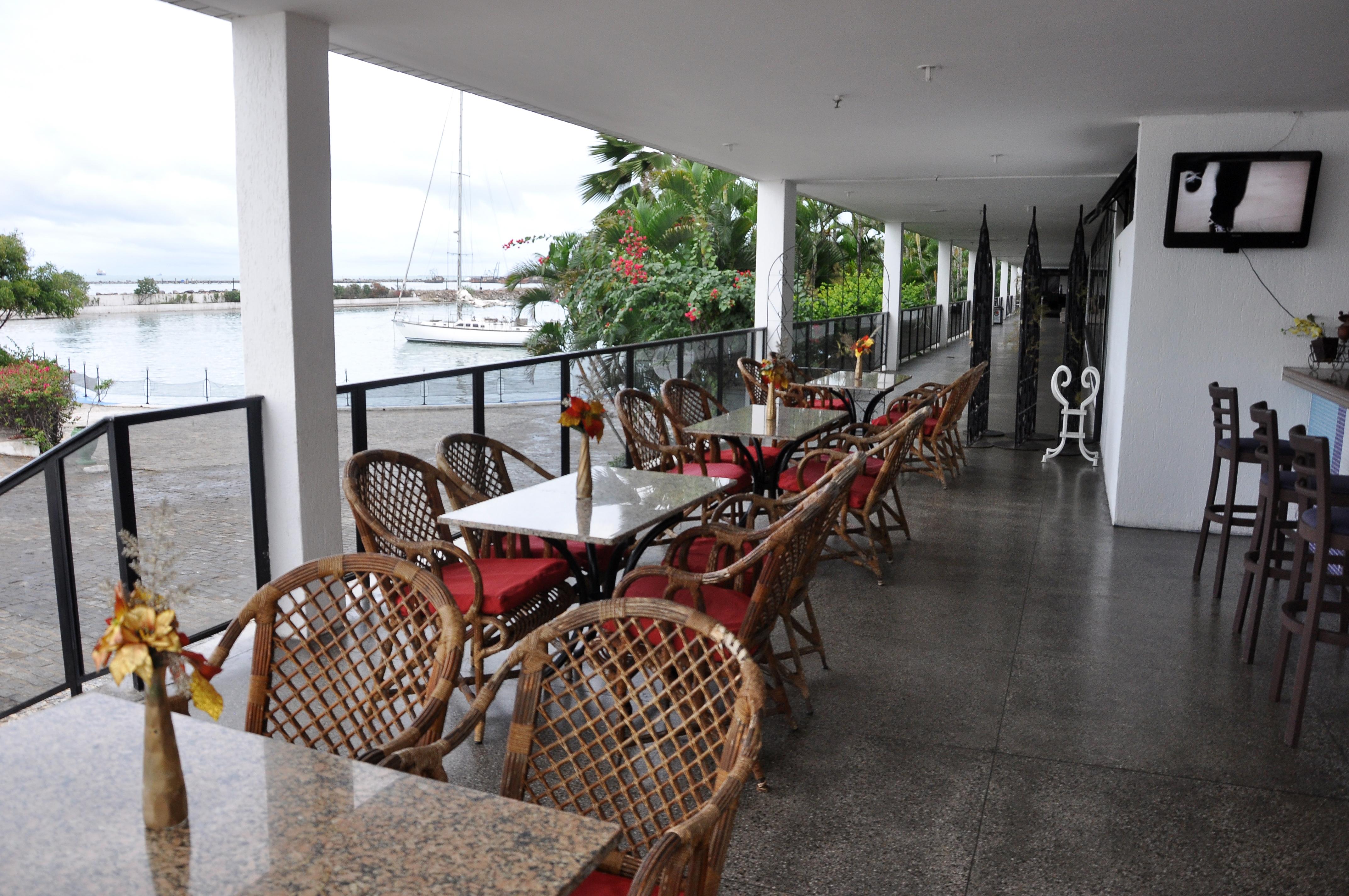 Marina Park Hotel Форталеза Экстерьер фото Restaurant at the hotel